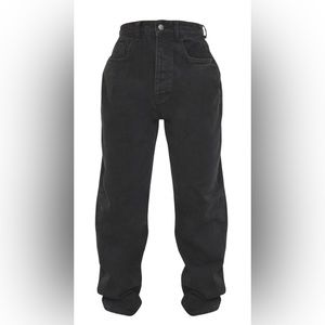 PRETTYLITTLETHING Washed Black Boyfriend Jeans